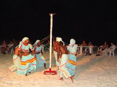 2010 Cuba, Holguin, Hotel Rio de Oro, Entertainment, DSC00389_b_B740